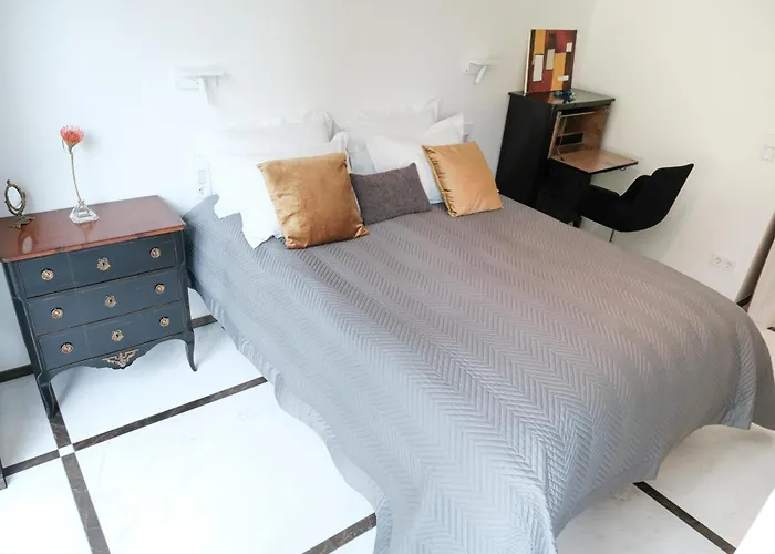 The Executive - Kirchberg Apartament